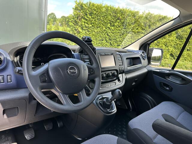 Opel VIVARO 1.6 CDTI 122 PK E6 / L2H1 / IMPERIAAL / TREKHAAK / 3 ZITS / AIRCO / NAVI / CRUISE