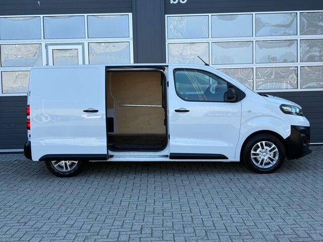 Opel VIVARO 75 kwh 136 PK L2 / Elektrisch / PDC / Trekhaak / Cruise / Dodehoek Camera