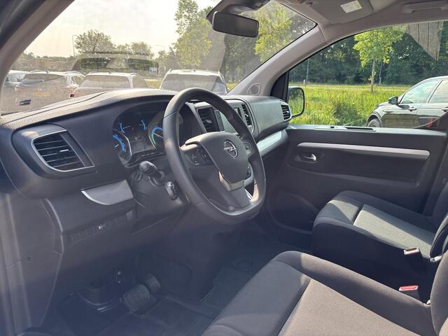 Opel VIVARO Vivaro-e L3H1 Innovation DC 75 kWh | 329 km WLTP | Dubbele Schuifdeur | Camera | Trekhaak | CarPlay | Navi | 17" LMV