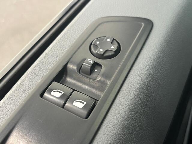 Opel VIVARO 2.0 CDTI Automaat L3H1 Edition Navigatie Apple Carplay/Android Auto Trekhaak Cruise control Airco Bluetooth