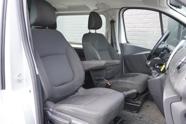 Opel VIVARO 1.6 CDTI 125PK L2 Dubbele Cabine EURO 6 - Airco - Navi - Cruise - ¤ 11.950,- Excl.