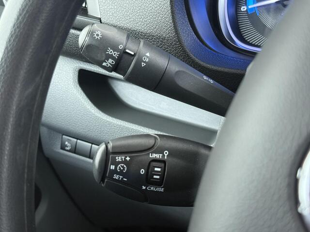 Opel VIVARO Vivaro-e Combi L2H1 75 kWh | 9 persoons | Cruise control