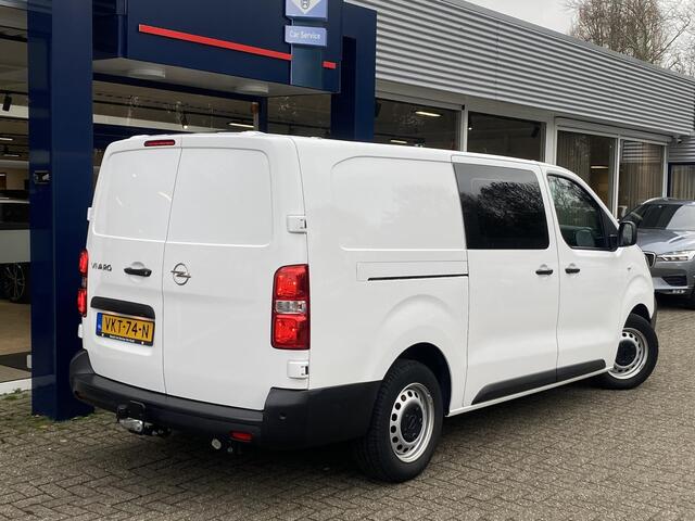 Opel VIVARO 1.5 CDTI L3H1 DC Selection / 6-Persoons / Cruise-Control / Trekhaak / Zijschuifdeur-Rechts / Houten-Vloer / Zijwandbekleding / Apple-Carplay & Android-Auto / Navi / Radio-Bluetooth / Airco / 16'' All-Seasons / ENZ.