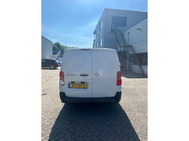 Opel VIVARO Vivaro-e L3H1 Edition 75 kWh Schade Auto wel rijbaar