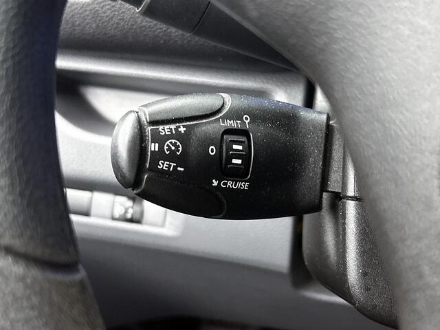 Opel VIVARO Vivaro-e Combi L2H1 75 kWh Taxi voorbereid(type goedkeuring aanwezig)