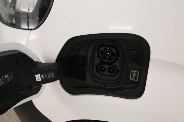 Opel VIVARO Elektrisch L2H1 75 kWh | Snelladen | SOH 96% | 3 Zits | Airco | Cruise | Carplay | Parkeersens.
