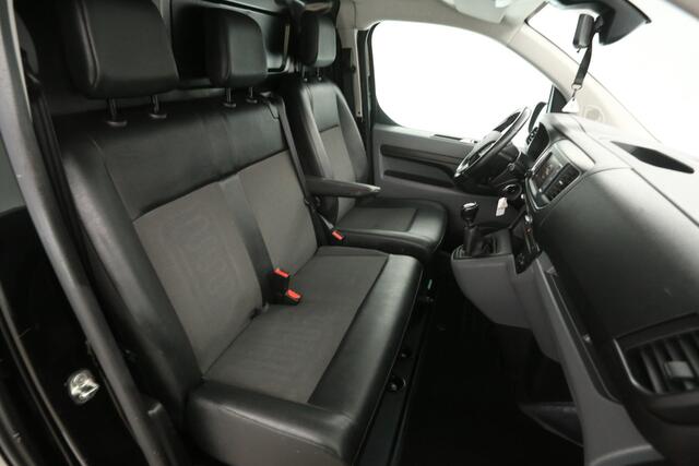 Opel VIVARO 2.0D L3H1 | Clima | Cruise | Carplay | 3 Zits | Trekhaak | Parkeersens.
