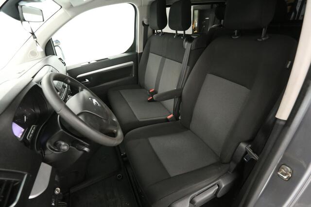 Opel VIVARO 2.0 CDTI L3H1 | DC | 6 Zits | Airco | Cruise | Camera | Trekhaak | Parkeersens.