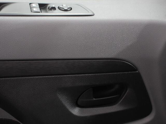 Opel VIVARO Combi 1.5 CDTI L3H1 9persoons PERSONENBUS Prijs is incl. BTW/BPM Climate control Cruise control Radio Apple Carplay/ Android Auto