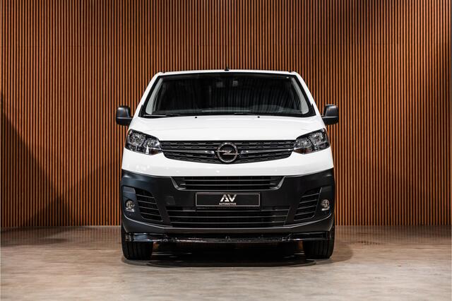 Opel VIVARO 2.0 CDTI L3H1 XL Edition | Automaat | CarPlay | Camera | Stoelverwarming | Trekhaak | F1 Flippers | Cruise control | Bedrijfswageninrichting | 3-Zitter | Nieuwe APK