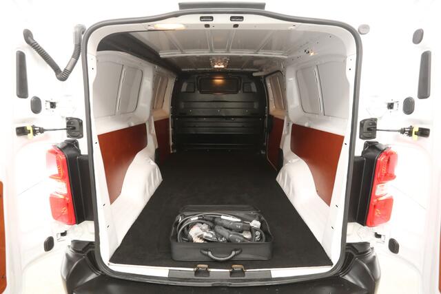 Opel VIVARO Vivaro-e 75 kWh L3H1 Long Range | Snelladen | SOH 94% | Airco | Cruise | 3 Zits | Parkeersens.