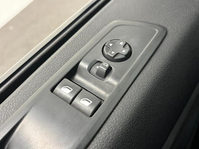 Opel VIVARO 2.0 CDTI L3H1 Dubbele Cabine Automaat Airco Navigatie Trekhaak Camera Cruise Control