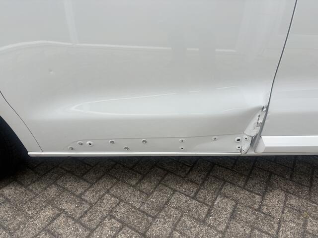 Opel VIVARO 2.0 CDTI L3H1 Innov. HANDEL / EXPORT / LICHTE SCHADE PORTIER – foto 9