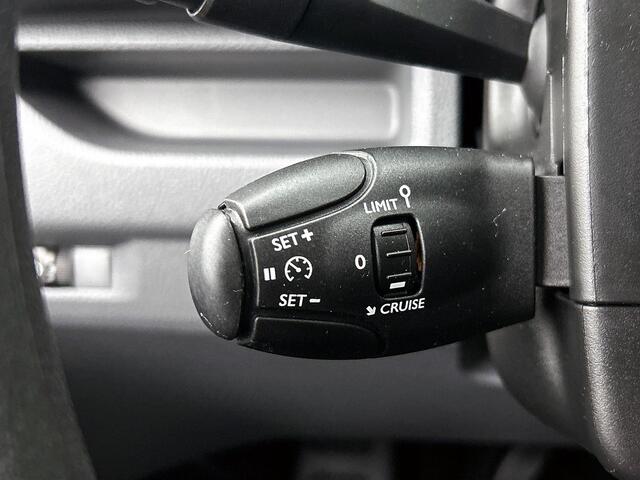 Opel VIVARO Combi 1.5 CDTI L3H1 9persoons PERSONENBUS Prijs is incl. BTW/BPM Navigatie Apple Carplay/ Android Auto Airco Cruise control Radio Parkeersensoren – foto 6