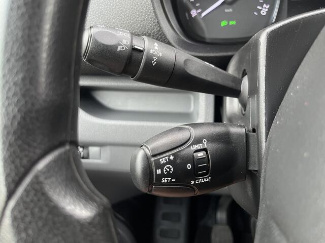 Opel VIVARO 2.0 CDTI L3H1 Edition Airco Cruise controle Trekhaak 2500kg Trekgewicht Imperiaal Telefoonverbinding Apple carplay Stuurwielbediening Kastinrichting Achterruitrij camera Parkeersensoren achter Navigatiesysteem 2-P – foto 10