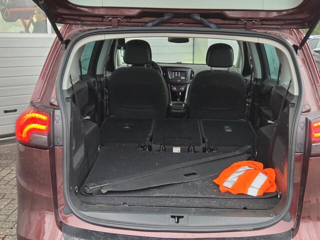 Opel ZAFIRA 1.4 Turbo Innovation, 7-Persoons, ACC, Trekhaak, LED koplampen, Camera, Mooie uitvoering!