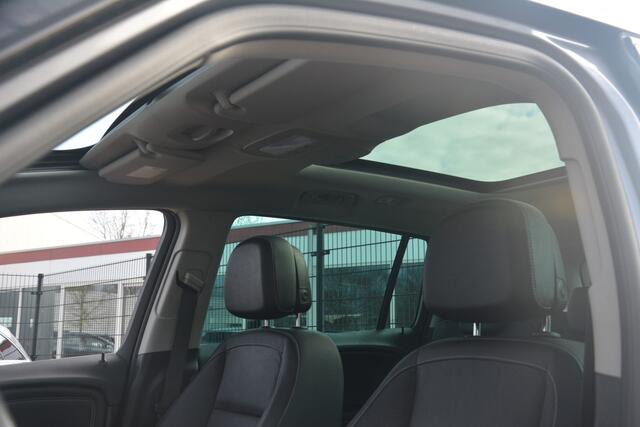 Opel ZAFIRA 1.4 Turbo Business Executive 7p. | Navigatie | Bluetooth | Stoelverwarming | Glazen Dak | LED Lampen | Leer | NL auto!! | OPC line