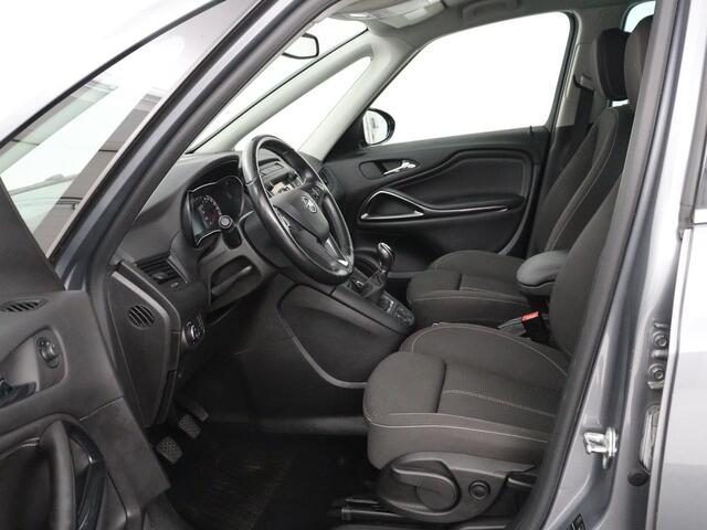 Opel ZAFIRA 1.4 Turbo Innovation 7-persoons | Trekhaak | Camera | Full LED | Comfortstoelen | Navigatie | Climate control | Parkeerhulp | Cruise control