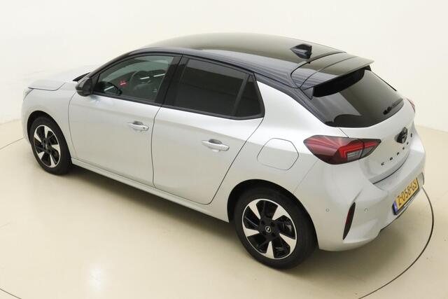 Opel e-Corsa Electric Long Range GS 51 kWh | Navigatie | Achteruitrijcamera | LED verlichting | Sportstoelen | Apple Carplay/Android auto | Keyless