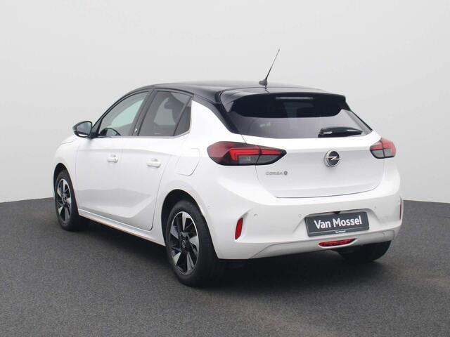 Opel e-Corsa Elegance 50 kWh | Navigatie | Climate Control | Cruise Control | Parkeersensoren | Lichtmetalen Velgen | Camera | LED Lampen |