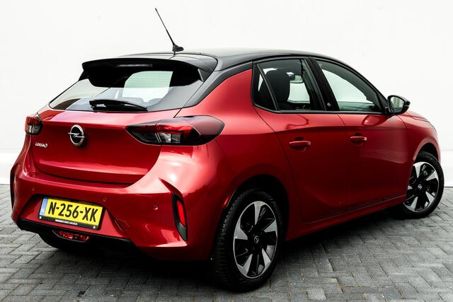 Opel e-Corsa GS Line 50 kWh 1e EIGN NED AUTO RIJKLAAR . | BTW AUTO | Navigatie | Camera | 16 inch LMV | PDC V/A | sportstoelen |