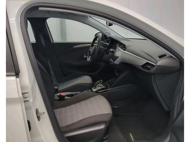 Opel e-Corsa Edition 100KW / 50 kWh 100% EV. 5Drs./ Airco-Ecc./ Radio multimedia / Navigatie via Usb./