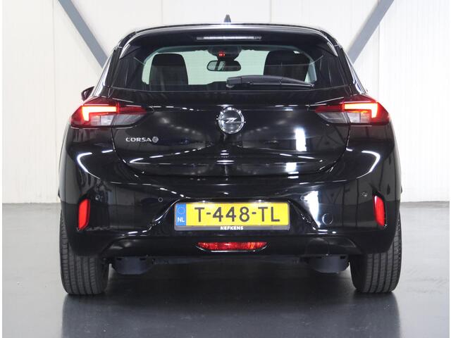 Opel e-Corsa Level 2 50kWh 136PK | ACCURAPPORT 99% | AppleCarplay/AndroidAuto | Climate Control | Cruise Control | Stoel/StuurVerwarmd | Parkeersensoren | Isofix | Goed Onderhouden! |