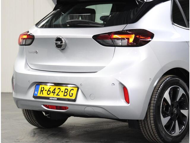 Opel e-Corsa Elegance 50kWh 136PK | 1ste eigenaar | AppleCarPlay/AndroidAuto | ACCURAPPORT 90% | 3 FASE | Armsteun | Camera | Dodehoekdetectie | Keyless | Navigatie | AUTOMAAT | Parkeersensoren | Isofix |