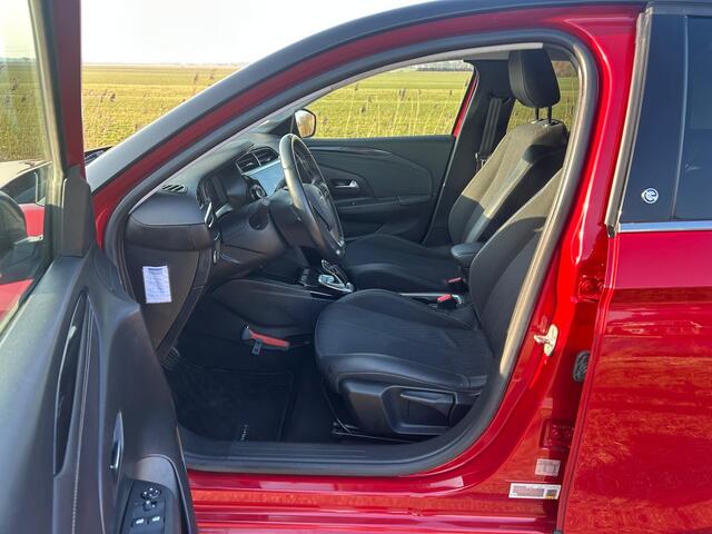 Opel e-Corsa Elegance 50 kWh Camera / leer-alcantara / Nieuwstaat!