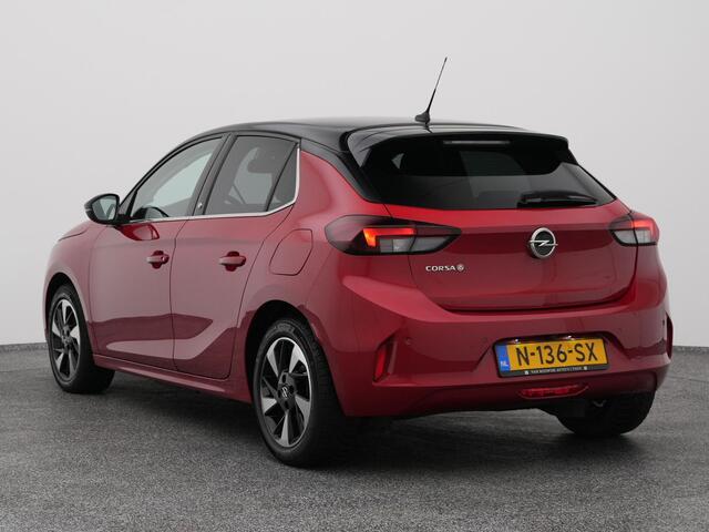 Opel e-Corsa Elegance 50 kWh | CAMERA | CARPLAY | STOEL- EN STUURVERW.