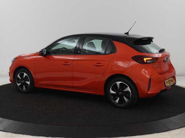Opel e-Corsa GS Line 50 kWh | 3 Fase | Camera | Carplay | Dodehoek detectie | Cruise control | Full LED | Climate control | Park Assist