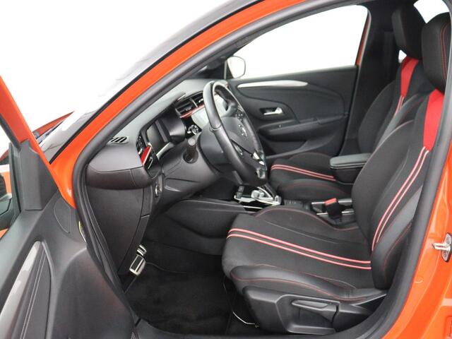 Opel e-Corsa GS Line 50 kWh | 3 Fase | Camera | Carplay | Dodehoek detectie | Cruise control | Full LED | Climate control | Park Assist