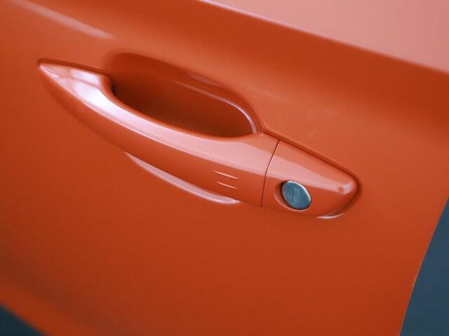 Opel e-Corsa Elegance 50 kWh 3Fase Automaat Led/H.Leder/Carplay /Keyless/Blindspot/El.Pakket/Ecc