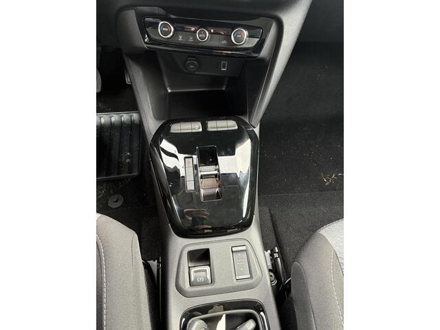 Opel e-Corsa Electric Long Range Business Edition 51 kWh | Airconditioning | Camera | Elektrisch Pakket | LED | Cruise control | Warmtepomp | Parkpilot