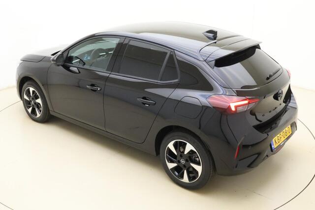 Opel e-Corsa Electric Long Range GS 51 kWh | DEMO | Keyless | Climate control | Navigatie | Extra getint glas | Parkeersensoren | Cruise control