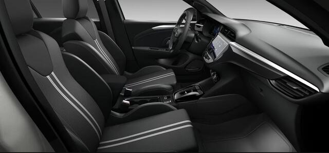 Opel e-Corsa Electric Long Range GS 51 kWh | NIEUEWE VOORRAAD | VAKANTIE DEALS | Volledig Elektrische | 429WLTP | Keyless Entry | Navigatie |