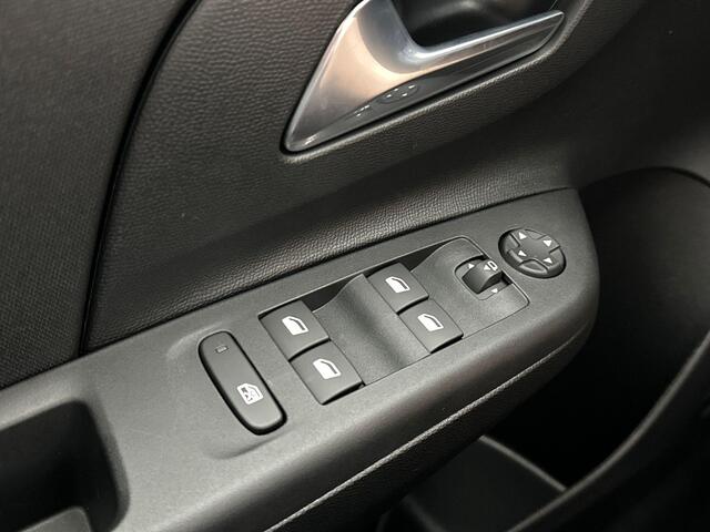 Opel e-Corsa Electric Long Range Business Edition 51 kWh | Camera | Sensoren V+A | Apple Carplay&Android Auto | ECC | LMV | 424km WLTP | 156PK | Tot 8 jaar garantie!