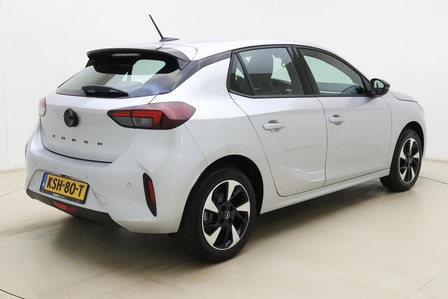 Opel e-Corsa Electric Long Range GS 51 kWh | 8 Jaar garantie | NIEUW | tot 429km WLTP | 100kW snelladen | Stoel- & stuurverwarming | Camera | Apple Carplay/Android Auto