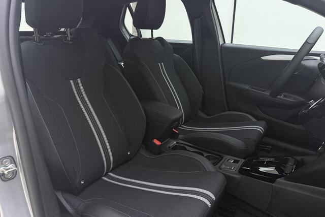 Opel e-Corsa Electric Long Range GS 51 kWh | Stuur en Stoelverwarming | Camera achter | Parkeersensoren v+a | Carplay | Lichtmetalen velgen