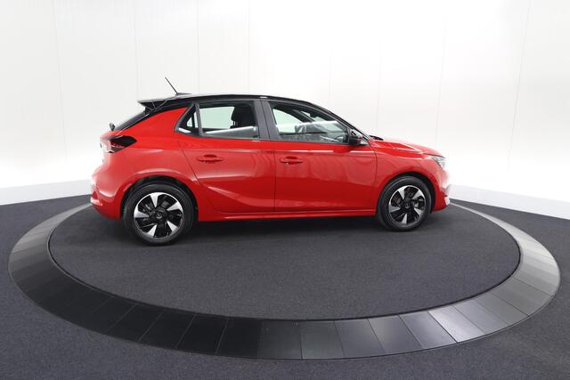 Opel e-Corsa Electric Yes 50 kWh | 11 KW Lader | SOH 99,3% | Apple Carplay | Parkeersensoren