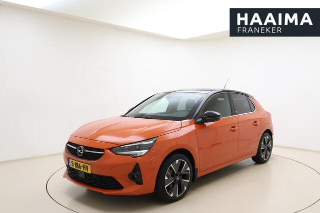 Opel e-Corsa Ultimate 50 kWh 136pk | Full Options | Massagestoel | Camera | Adaptive Cruise Control | Navigatie | Keyless Entry en Start | LED Verlichting