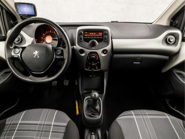 Peugeot 108 1.0 e-VTi Sport (5 DEURS, NAVIGATIE, AIRCO, ELEK RAMEN, SPORTSTOELEN, NIEUWE APK, XENON, NIEUWSTAAT)