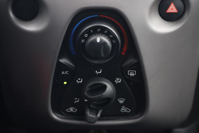 Peugeot 108 1.0 e-VTi Active Airco Radio Bluetooth Elektrische Ramen