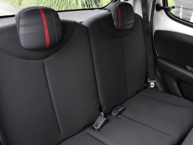 Peugeot 108 Active 1.0 e-VTi 68PK Airco, Bluetooth, Elektrische Ramen Voor, LED Dagrijverlichting