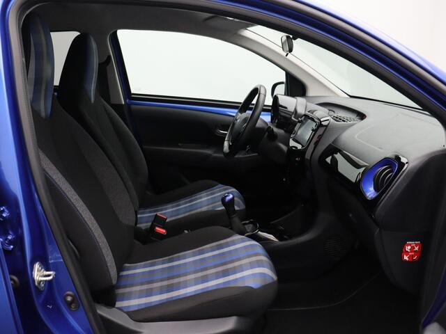 Peugeot 108 1.0 e-VTi Collection | Achteruitrijcamera | Cruise control | Bluetooth | Rijbaan assistent |