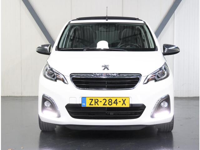 Peugeot 108 1.0 e-VTi Allure TOP! | AUTOMAAT | AppleCarplay/AndroidAuto | Climate Control | Navigatie | LED | Camera | LEER | Stoelverwarming | 15"LMV | Isofix | Privacy Glass | Vouwdak/Cabrio | UNIEK!! |