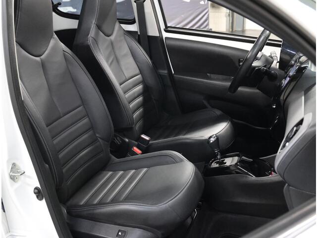 Peugeot 108 1.0 e-VTi Allure TOP! | AUTOMAAT | AppleCarplay/AndroidAuto | Climate Control | Navigatie | LED | Camera | LEER | Stoelverwarming | 15"LMV | Isofix | Privacy Glass | Vouwdak/Cabrio | UNIEK!! |