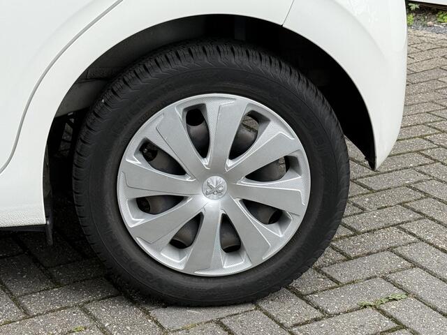 Peugeot 108 1.0 e-VTi Active | 5-Deurs | Automaat | Camera | Apple Carplay | Allseason
