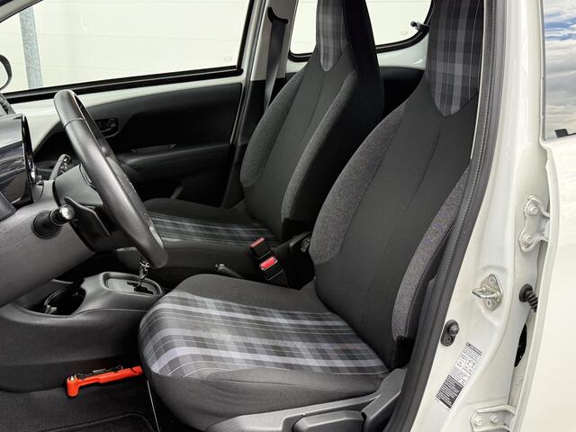 Peugeot 108 1.0 e-VTi Active | 5-Deurs | Automaat | Camera | Apple Carplay | Allseason