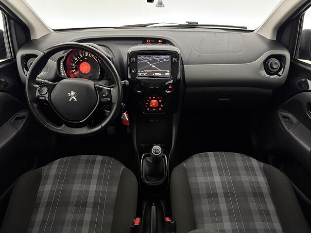 Peugeot 108 1.0 e-VTi Blue Executive LED Airco Camera Cruise Navigatie 15"LMV